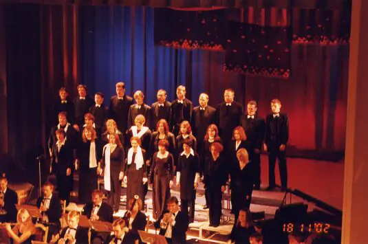 18.novembra koncerts VEF kultūras pilī 2002.g.