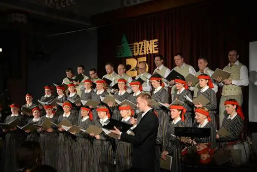 Dzīnes 25.gadu jubilejā 2013.gada 29.novembrī